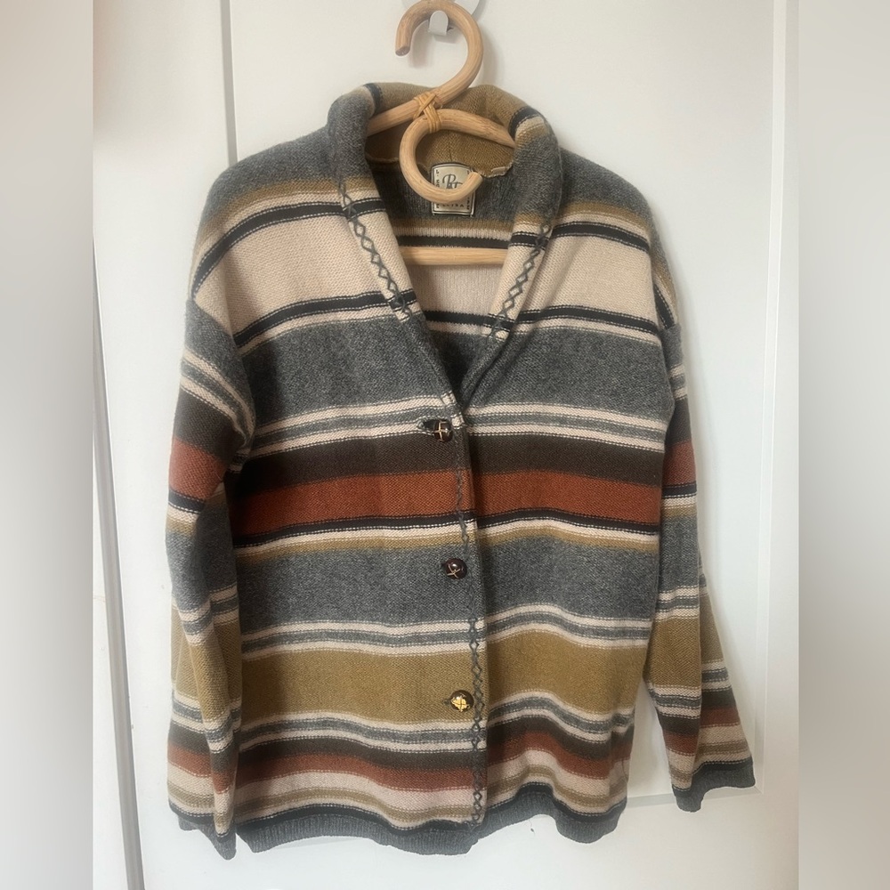 EUC L’equipe 100% wool cardigan